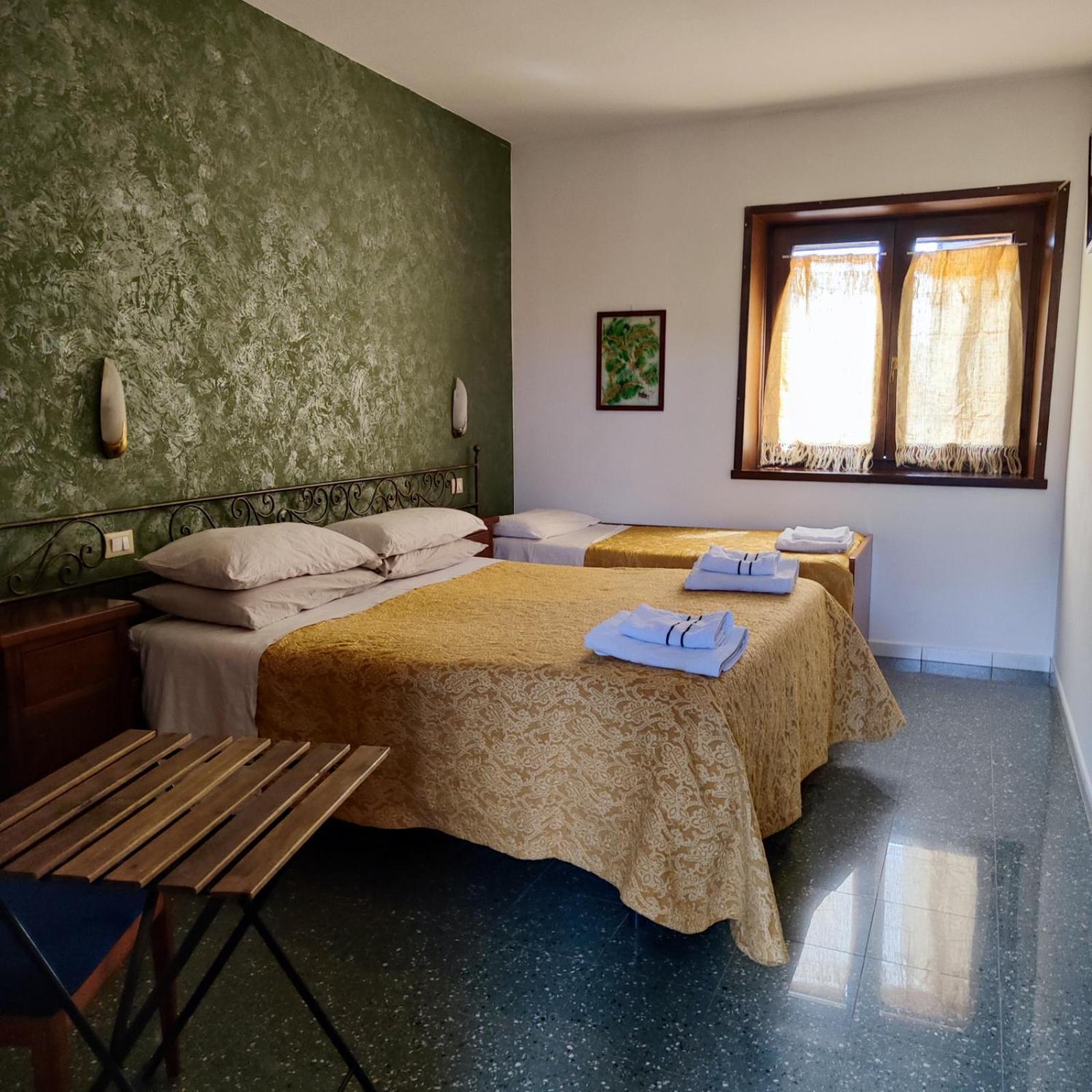 B&B Home Holiday Villa Delle Acacie Agriturismo * Sala Consilina